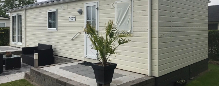 Door kunststof gevelbekleding te gebruiken voor jouw chalet renovatie op de Hondsrug heb je er bijna geen onderhoud meer aan.